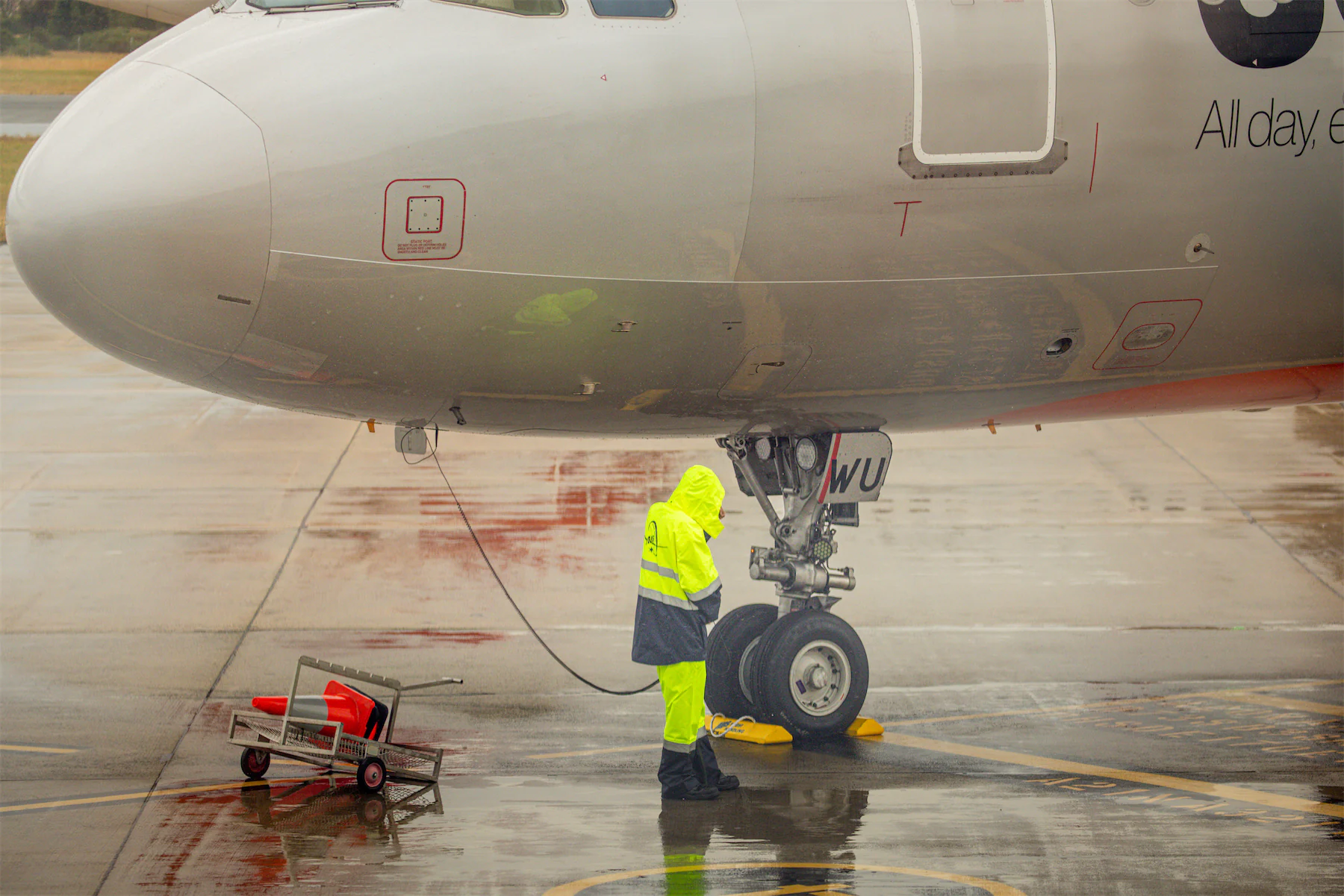 Practical aircraft maintenance training and assessment in the workplace